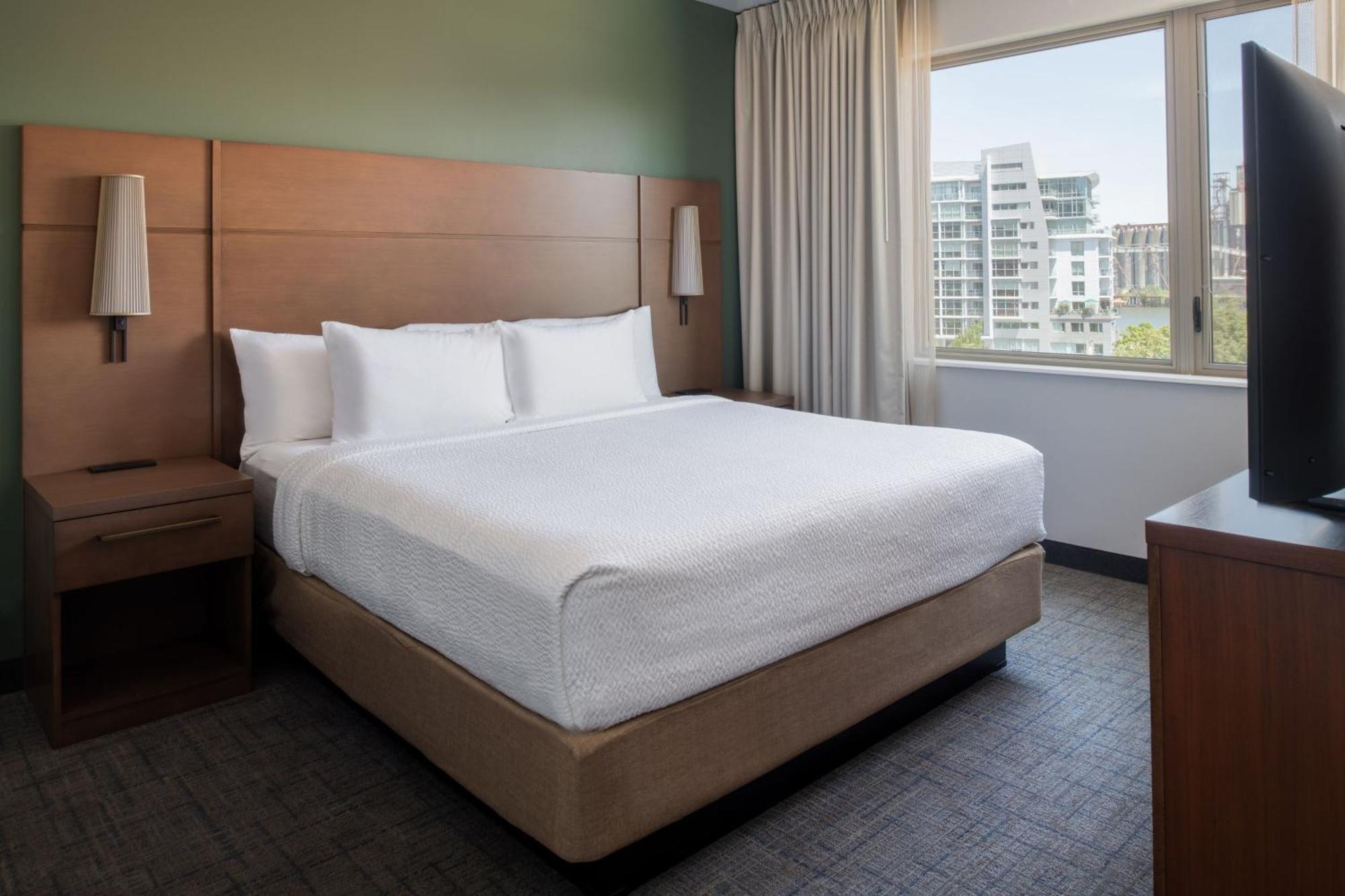 Hotel By Marriott Downtown/pearl District Portland